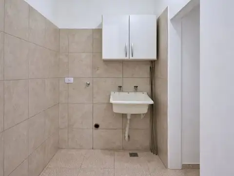 Depto Tipo Casa en Alquiler de 4 ambientes