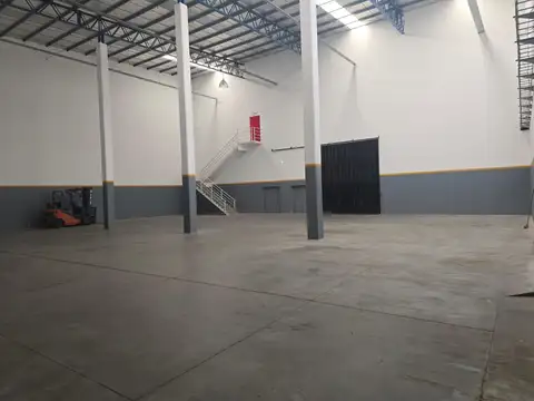 Depósito en ALQUILER    Parque Industrial Pilar. Calle  10 3