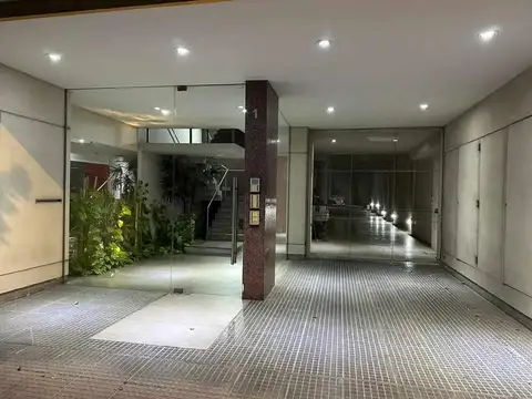 Felipe Vallese 1900, Piso 2