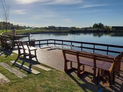 Venta Terreno / Lote Interno en Lagos de Canning 100