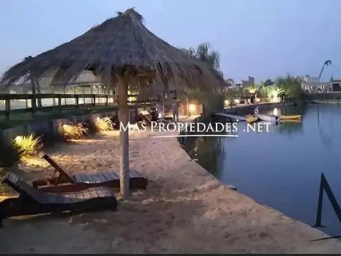 Venta Terreno / Lote Interno en Lagos de Canning 100