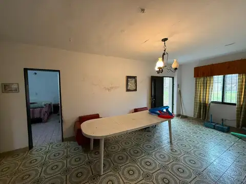 Casa 2 ambientes con 1 baño