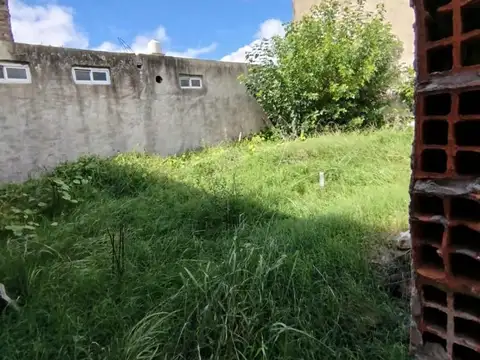 Terreno en Venta en Moron Sur, USD 47.000