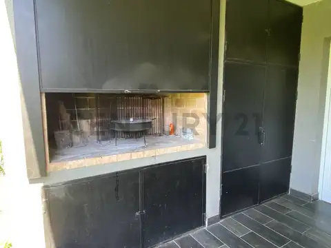 Casa en Venta en Pilar del Este - Santa Guadalupe, USD 218.000