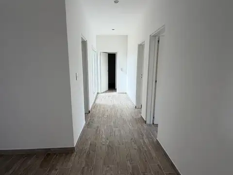 Casa en Venta en La Cañada - Los Arces, USD 185.000