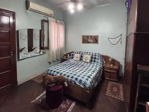Depto Tipo Casa 5 ambientes con 2 baños