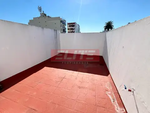 Depto 3 amb con balcon, terraza y espacio guarda coche