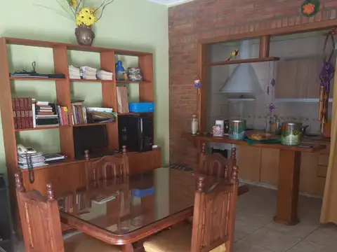 Depto Tipo Casa 2 ambientes con 1 baño