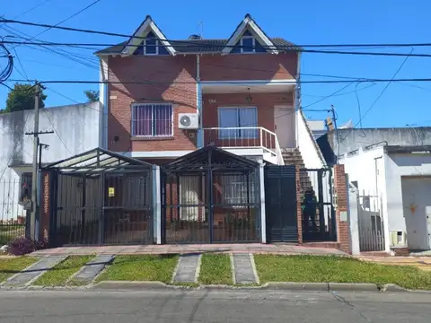 depto p.b dos amb con cochera y patio