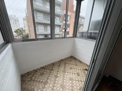 Departamento en Alquiler en Martín, $ 650.000