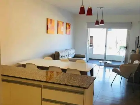 Departamento 3 ambientes con 2 baños