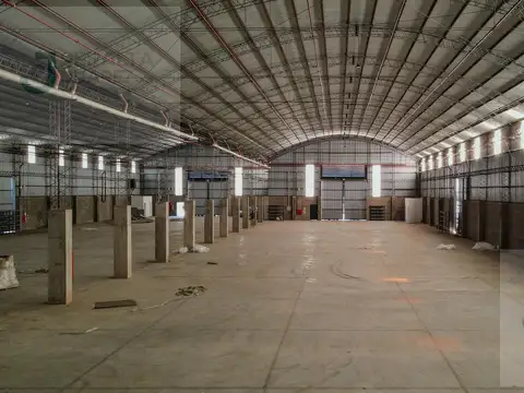 Depósito de 3.000m2 sobre autovia 16 Resistencia