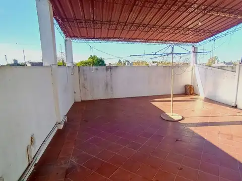 Depto Tipo Casa en Venta 16 años