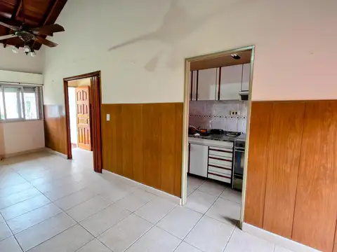 Depto Tipo Casa en Alquiler en Quilmes, $ 700.000
