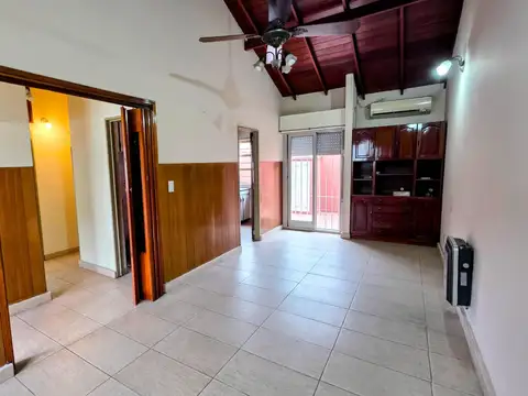 Depto Tipo Casa en Alquiler de 2 dormitorios