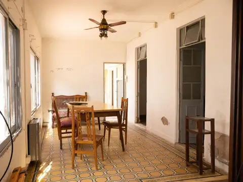 Depto Tipo Casa en Venta en Los Hornos, USD 99.000