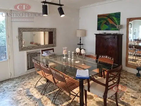 Casa 7 ambientes con 1 baño