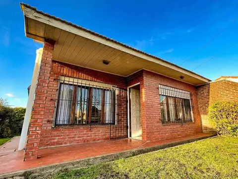 CASA EN VENTA 3 AMBIENTES CON PARQUE PLAYA SERENA 