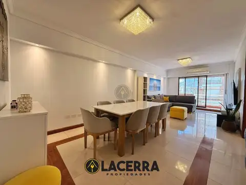 Departamento 4 ambientes con cochera en el CENTRO de Villa Ballester