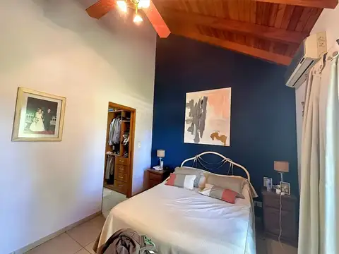 Av. Monseñor Ricardo Rosch 3563