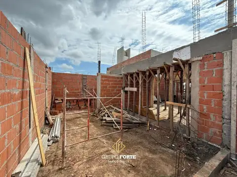 DUPLEX EN VENTA Y FINANCIADO EN BRISAS DE MANANTIALES