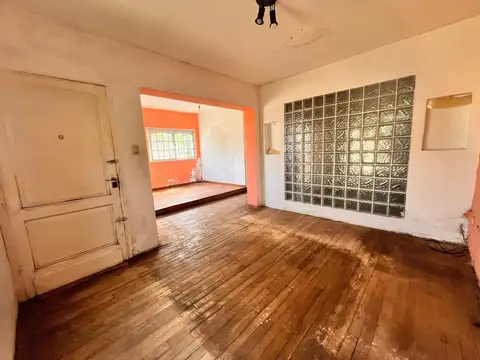 Depto Tipo Casa en Venta al Este