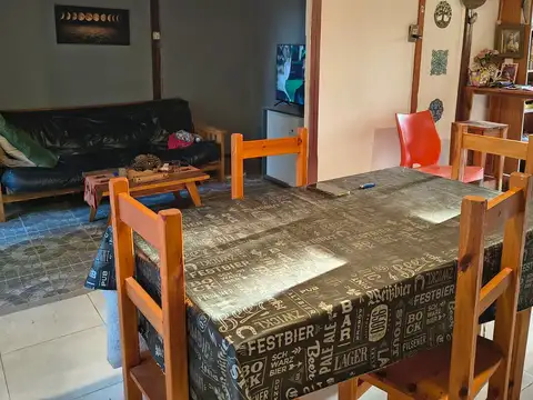 Casa 4 ambientes con 1 baño