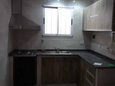 Depto Tipo Casa 2 ambientes con 1 baño