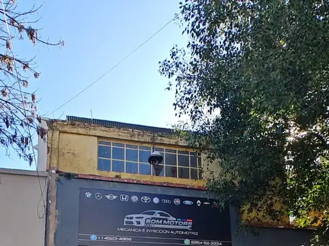 VENTA LOCAL TALLER AUTOMOTOR HABILITADO