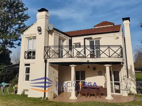 Casa en venta en Country Boca Raton, Pilar 100