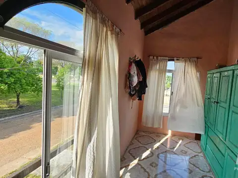Casa 5 ambientes con 1 baño