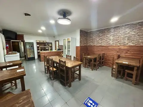 Avda Pte Alfonsin 700