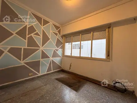 Depto. 3 Amb. con Gran Patio y Apto Profesional