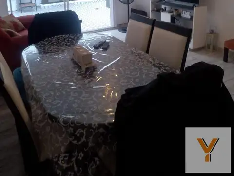 Depto Tipo Casa en Venta de 3 ambientes