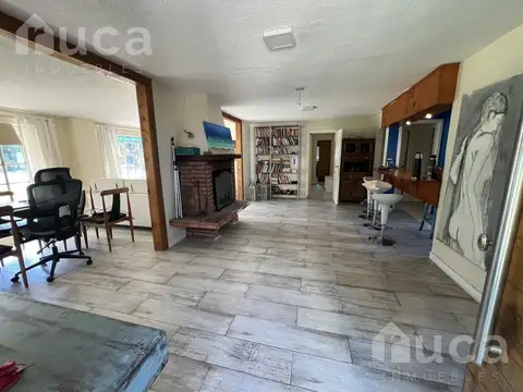 VENTA | Confortable CASA RECICLADA c/Jardin y gran Pileta   Cabaña Nueva