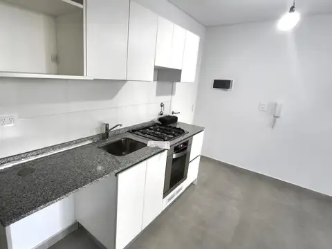 Departamento en Alquiler en Republica De La Sexta, $ 650.000