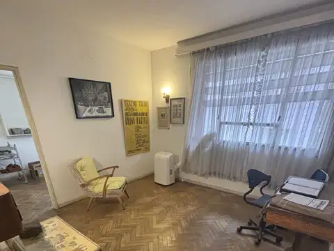 Cochabamba 1700, Piso 7