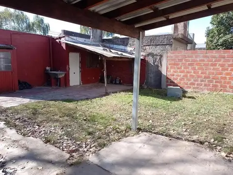 Casa en Venta en Castelar, USD 55.000