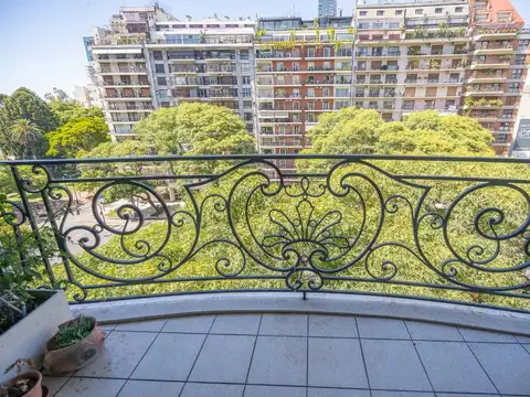 VENTA 6 AMB CON 2/COCH -AV. DEL LIBERTADOR Y SALG.