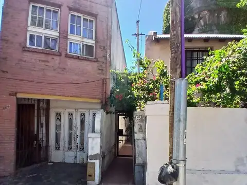 Depto Tipo Casa en Venta de 3 ambientes