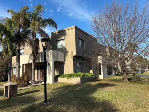 Casa en Venta en Altos de Hudson 1