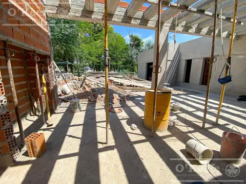 Casa en Venta en Guillermo E Hudson, USD 330.000