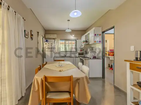 Casa en Venta en Manuel B Gonnet, USD 159.000