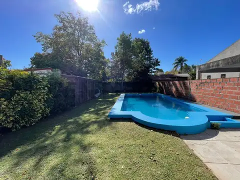 Casa en Venta en Manuel B Gonnet, USD 159.000