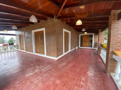 VENTA CASA 4 DORM CON PILETA Y ESCRITURA CABALANGO