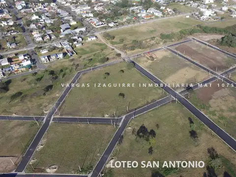 Las Golondrinas 900, Piso 0