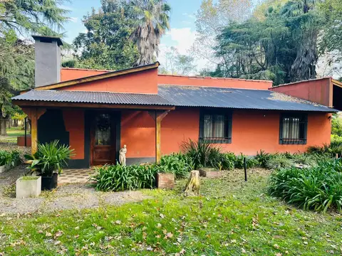 Campo en Brandsen con casa y espacio verde