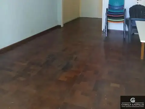 Depto Tipo Casa en Venta 50 años