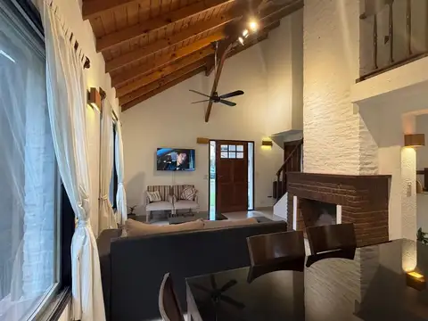 Casa en Alquiler en Country Campo Chico