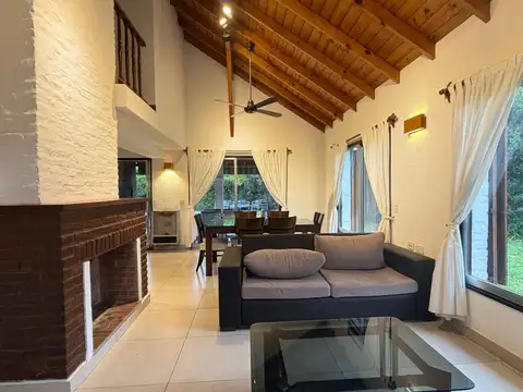 Casa en Alquiler en Pilar, USD 8.500